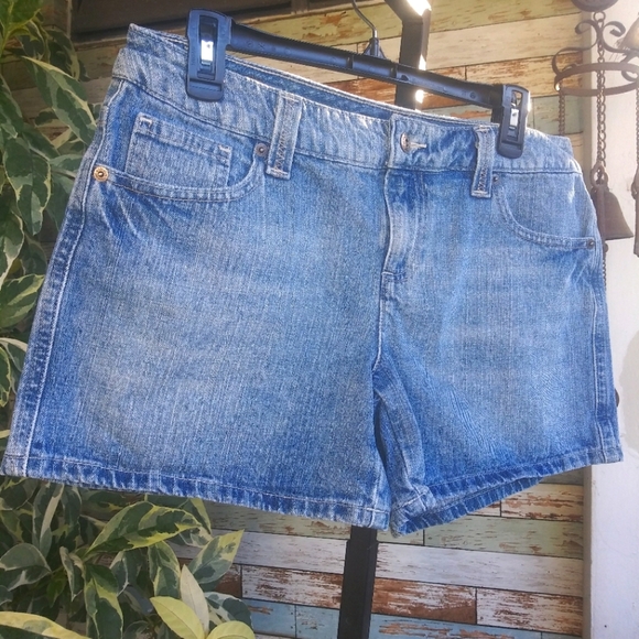 🌞 Tommy Hilfiger Denim Shorts Sz 8 - Picture 1 of 5